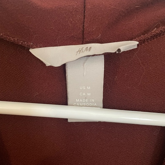 H&M Top - Picture 3 of 3